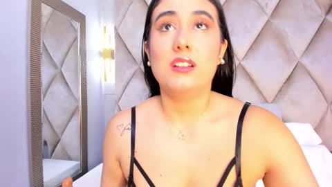 Gaby  online show from November 2025 12:26:01 PM