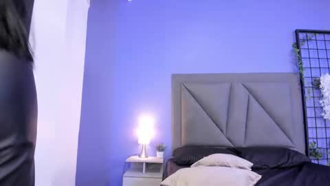 Snapshot of gabyy_cruz_ chatting on November 2025 12:05:02 PM Gaby Cruz online show from November 2025 12:05:02 PM