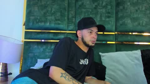 Gael  Coral some hot latinos online show from November 2025 02:10:01 PM