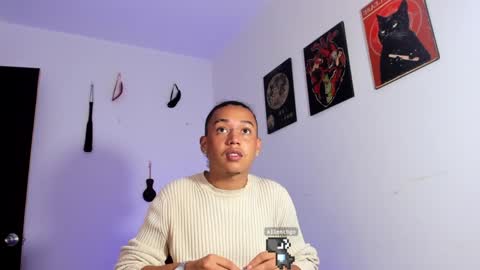 Snapshot of gaeloconner chatting on January 2025 05:11:01 PM Gael Conner online show from January 2025 05:11:01 PM