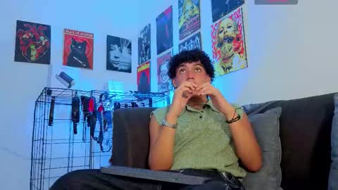 Snapshot of gaeloconner chatting on October 2025 01:28:01 AM Gael Conner online show from October 2025 01:28:01 AM