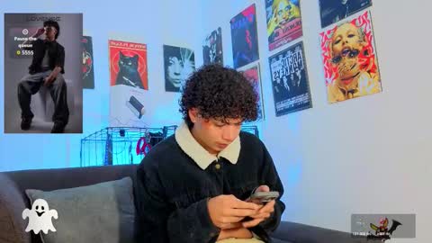 Snapshot of gaeloconner chatting on November 2025 04:04:01 AM Gael Conner online show from November 2025 04:04:01 AM