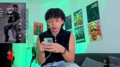 Snapshot of gaeloconner chatting on November 2025 02:22:01 AM Gael Conner online show from November 2025 02:22:01 AM