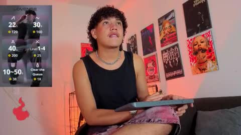 Snapshot of gaeloconner chatting on November 2025 05:37:01 PM Gael Conner online show from November 2025 05:37:01 PM