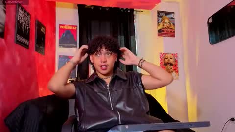 Snapshot of gaeloconner chatting on December 2025 08:27:01 PM Gael Conner online show from December 2025 08:27:01 PM