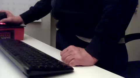 Snapshot of gagjno chatting on October 2025 08:53:02 PM gagjno online show from October 2025 08:53:02 PM