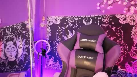 Snapshot of gaia_gatex chatting on February 2026 12:43:02 PM Gaia online show from February 2026 12:43:02 PM