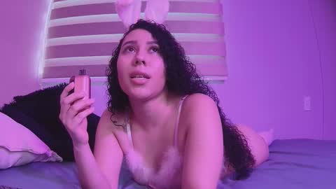 gaia_sweet_ online show from October 2025 09:56:01 PM