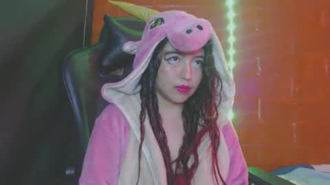 Snapshot of gakomenoshida chatting on January 2025 07:56:02 PM Kate 3 online show from January 2025 07:56:02 PM