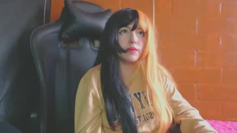 Snapshot of gakomenoshida chatting on February 2025 07:44:01 PM Kate 3 online show from February 2025 07:44:01 PM