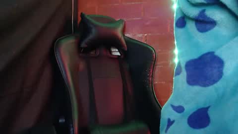 Snapshot of gakomenoshida chatting on February 2025 07:19:02 PM Kate 3 online show from February 2025 07:19:02 PM