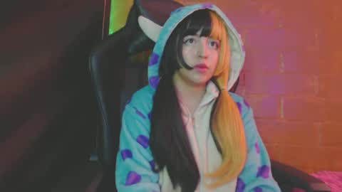 Snapshot of gakomenoshida chatting on February 2025 07:46:01 PM Kate 3 online show from February 2025 07:46:01 PM