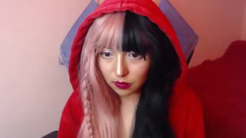 Snapshot of gakomenoshida chatting on September 2025 07:29:01 PM Kate 3 online show from September 2025 07:29:01 PM