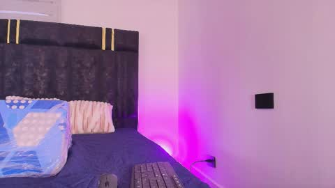 galaanderson online show from December 2025 11:59:02 AM