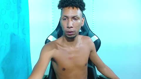 Snapshot of galip_aphrodisiac chatting on February 2025 12:43:02 PM Galip online show from February 2025 12:43:02 PM