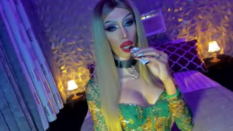 MISSANN online show from December 2024 01:15:02 AM