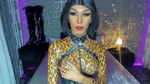 MISSANN online show from January 2025 10:12:02 PM