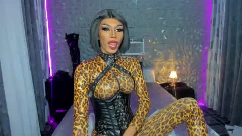 MISSANN online show from January 2025 04:25:02 AM