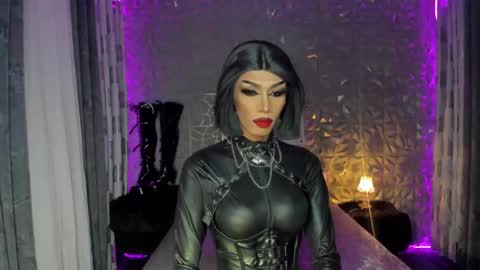 MISSANN online show from January 2025 03:07:01 PM