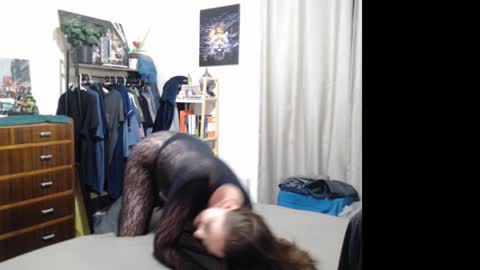 HOT  online show from February 2025 10:29:01 AM