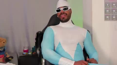 Alejo  online show from October 2025 08:21:02 PM