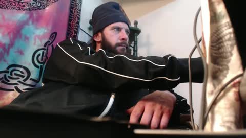garageguy4fun online show from January 2025 01:02:01 AM