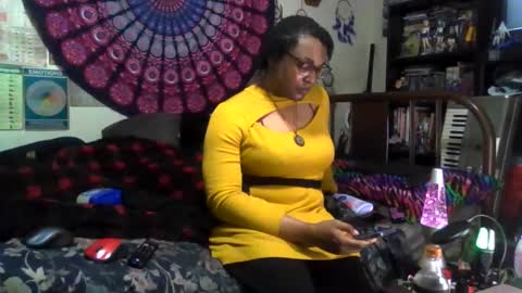 Gardenia online show from November 2025 02:01:02 AM