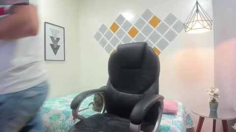 Snapshot of garuo_18 chatting on November 2025 02:57:02 AM garuo_18 online show from November 2025 02:57:02 AM