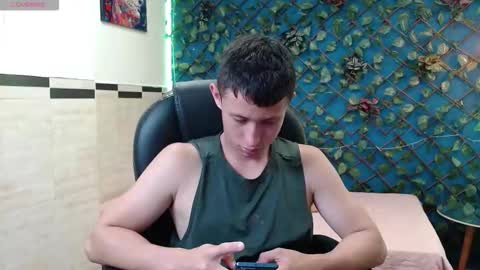 Snapshot of garuo_18 chatting on November 2025 03:16:02 AM garuo_18 online show from November 2025 03:16:02 AM