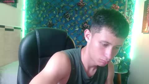 Snapshot of garuo_18 chatting on November 2025 04:55:01 AM garuo_18 online show from November 2025 04:55:01 AM