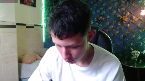 Snapshot of garuo_18 chatting on November 2025 03:18:02 AM garuo_18 online show from November 2025 03:18:02 AM