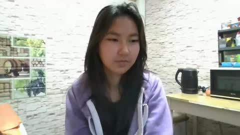 Snapshot of garybusta chatting on November 2025 11:43:01 AM Amelia online show from November 2025 11:43:01 AM