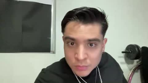 Snapshot of garypinepineapple chatting on June 2026 04:47:02 AM garypinepineapple online show from June 2026 04:47:02 AM