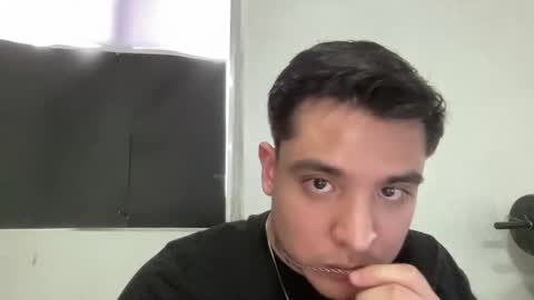 Snapshot of garypinepineapple chatting on June 2026 10:04:02 PM garypinepineapple online show from June 2026 10:04:02 PM
