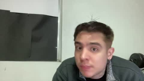 Snapshot of garypinepineapple chatting on June 2026 02:46:01 AM garypinepineapple online show from June 2026 02:46:01 AM