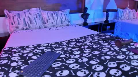  Usagi  online show from March 2026 03:56:01 PM