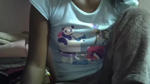 gasielah online show from December 2025 07:32:01 PM