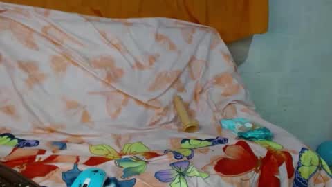 Snapshot of gatita_1997 chatting on October 2025 04:53:02 AM estrella online show from October 2025 04:53:02 AM