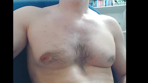 Snapshot of gatosarado23 chatting on June 2026 09:00:02 AM gatosarado23 online show from June 2026 09:00:02 AM