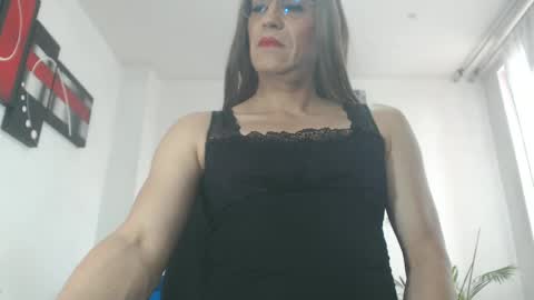 Lucy Fernanda online show from December 2024 06:29:01 PM