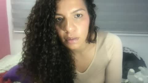 Snapshot of gatubelahotxxx chatting on September 2025 12:16:01 AM gatubelahotxxx online show from September 2025 12:16:01 AM