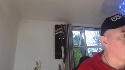 Snapshot of gavinkush chatting on December 2025 03:16:02 PM gavinkush online show from December 2025 03:16:02 PM