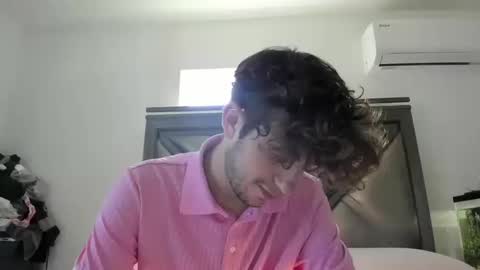 Snapshot of gayndepressed chatting on October 2025 04:17:01 PM Trace online show from October 2025 04:17:01 PM