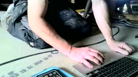 gazjones231 online show from October 2025 11:46:02 AM