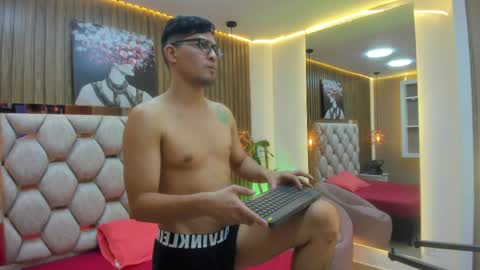 Gean Mclovin online show from May 2026 09:32:02 PM