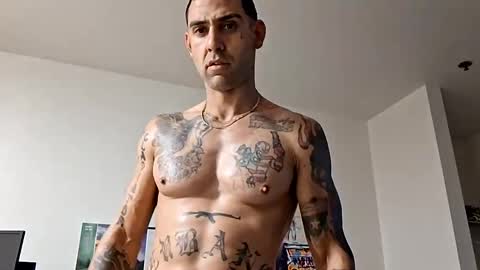 Snapshot of geekedoutlabs chatting on September 2025 09:25:02 AM Zanecubano online show from September 2025 09:25:02 AM