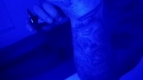 Snapshot of geekedoutlabs chatting on November 2025 01:11:01 AM Zanecubano online show from November 2025 01:11:01 AM