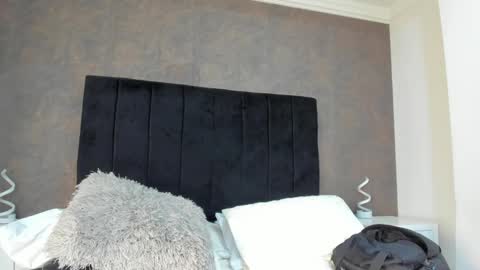 Gemma online show from February 2025 08:22:02 AM