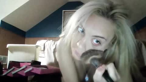 Snapshot of geminincapricorn96 chatting on December 2025 02:42:01 AM geminincapricorn96 online show from December 2025 02:42:01 AM