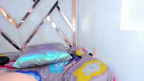 Geminis online show from April 2026 06:19:01 AM